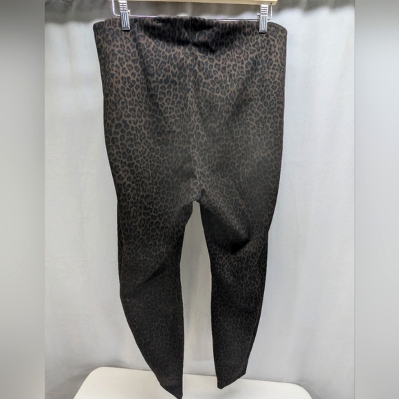 Liverpool Jean Company Cheetah Print Leggings Size 18W - Picture 2 of 8